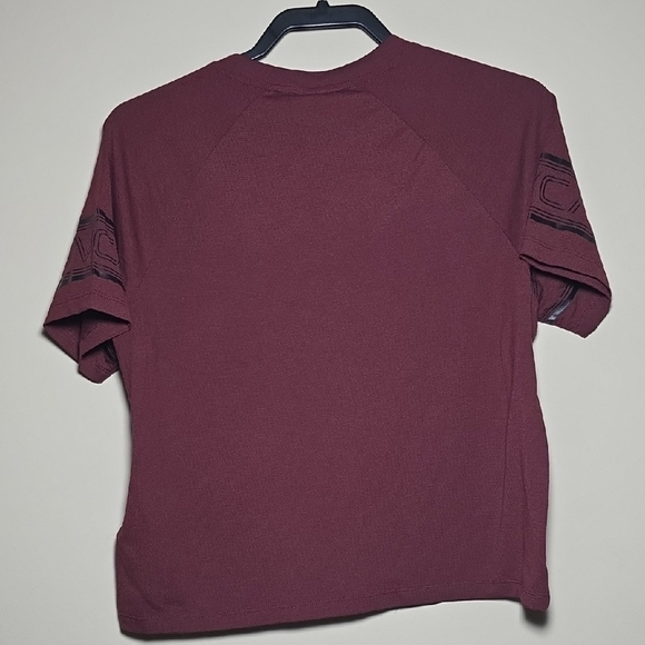 RVCA Maroon Short Sleeve Cropped Tee - Picture 4 of 4